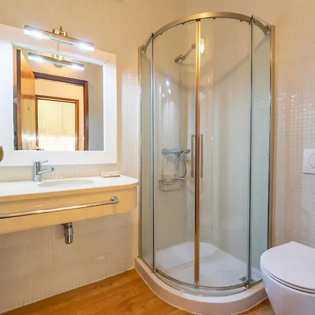 Apartament Porta Da Oura - 2 Min Walking From Da Oura *